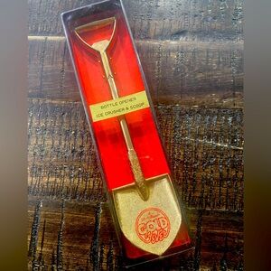 Vintage Bottle Opener Ice Crusher Scoop Gold Fever Vintage Barware Shovel theme